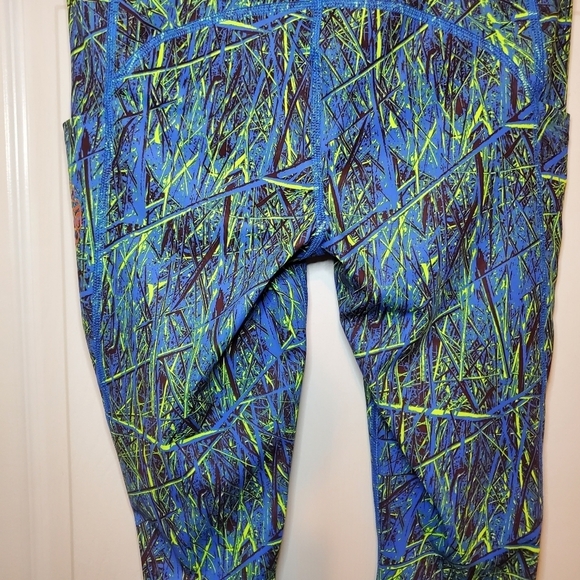 The North Face Trailwear QTM High- Rise 7/8 Tight Women’s Size L Fitted - Picture 8 of 9